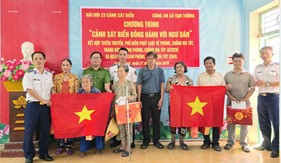 Hải đội 23 đẩy mạnh tuyên truyền pháp luật cho ngư dân