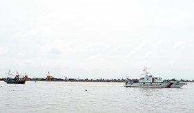 Bộ Tư lệnh Vùng Cảnh sát biển 1 tham gia diễn tập phòng thủ dân sự tỉnh Ninh Bình năm 2026