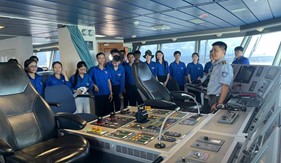 Tuổi trẻ Chi đội Kiểm ngư số 3 xung kích thực hiện Chiến dịch Thanh niên tình nguyện hè năm 2026