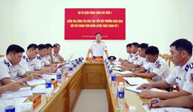 Kiểm tra công tác đào tạo Tiểu đội trưởng tại Trung tâm Huấn luyện thực hành số 1