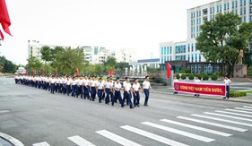 Tích cực hưởng ứng hoạt động đi bộ “Cùng Việt Nam tiến bước”