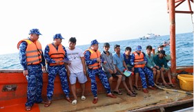 Cảnh sát biển Việt Nam quyết liệt chống IUU