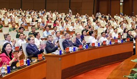 Hội nghị toàn quốc nghiên cứu, học tập, quán triệt và triển khai thực hiện một số Nghị quyết, Chỉ thị của Bộ Chính trị