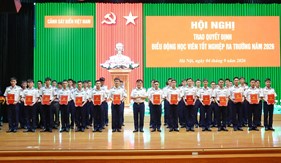 Cảnh sát biển Việt Nam trao quyết định điều động học viên tốt nghiệp ra trường năm 2026