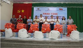 Bộ Tư lệnh Vùng Cảnh sát biển 4 đồng hành với ngư dân thành phố Cần Thơ